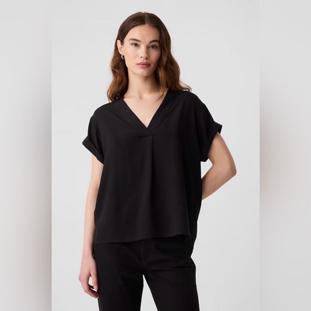 GAP Black V-Neck Blouse | Size L